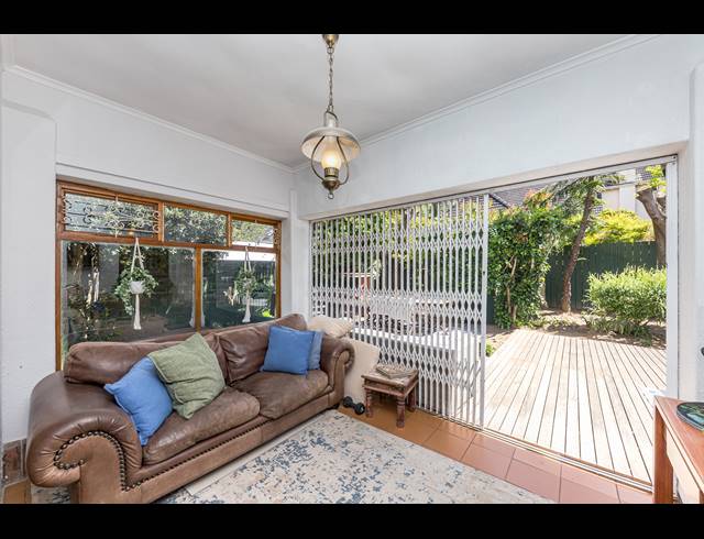 4 BEDROOM HOUSE TO LET IN NEWLANDS